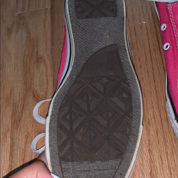 Pink Converse - Picture 2 of 3